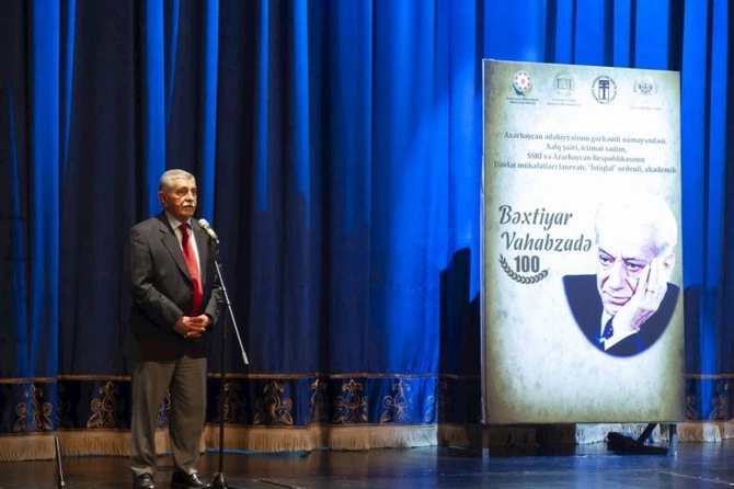 Şəki teatrı “Dar ağacı” tamaşası ilə paytaxt sənətsevərlərinin qonağı olub — FOTOLAR