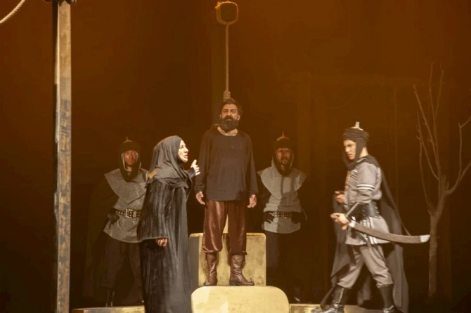 Şəki teatrı “Dar ağacı” tamaşası ilə paytaxt sənətsevərlərinin qonağı olub — FOTOLAR