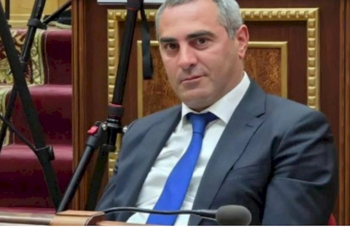 Gümrü merinin müavini saxlanıldı