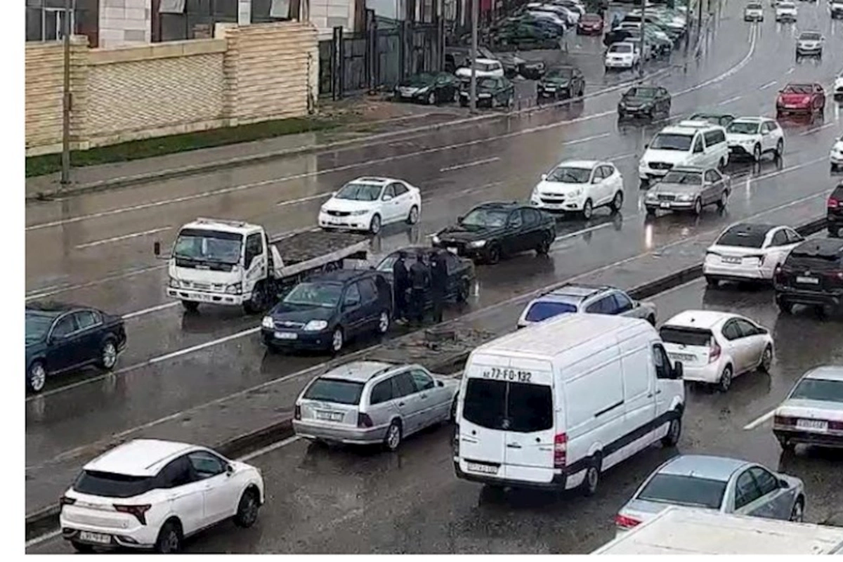 Sıxlıq müşahidə olunan yollar açıqlandı — SİYAHI