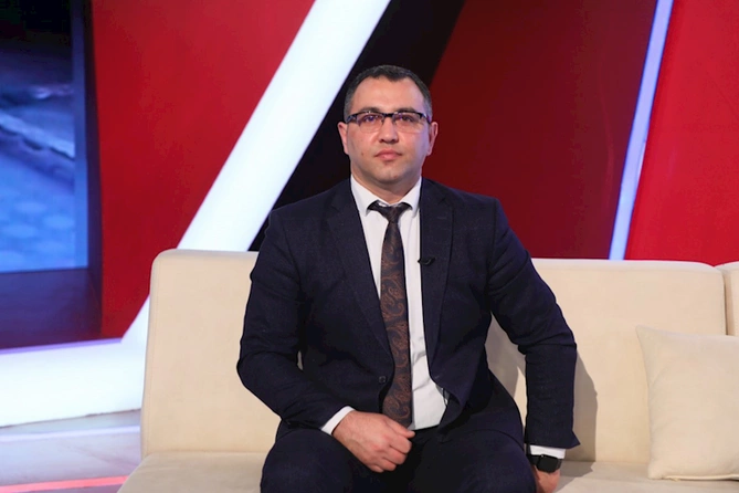 Yeraltı keçiddə eskalator QIRILDI: Hansı tədbirlər görülməlidir? Yeraltı keçiddə eskalator QIRILDI: Hansı tədbirlər görülməlidir?