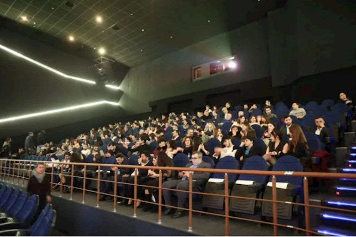 “Boşluğa xütbə” filminin Bakı premyerası böyük maraqla qarşılandı — FOTOLAR