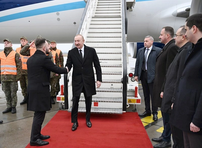 Prezident Slovakiyadadır — FOTOLAR