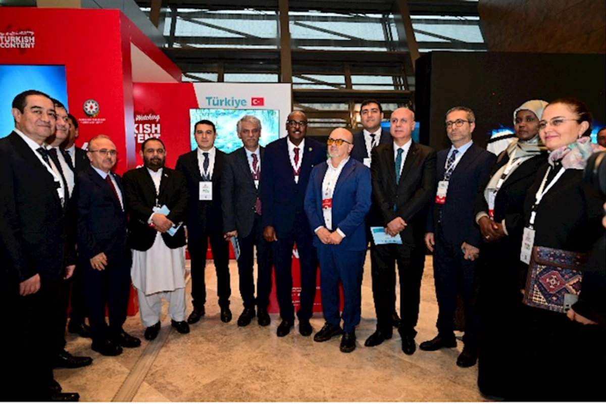 İƏT Mədəniyyət Festivalı: Bakı Yaradıcı Həftə – 2025” çərçivəsində sərgilər təşkil edilib — FOTOLAR