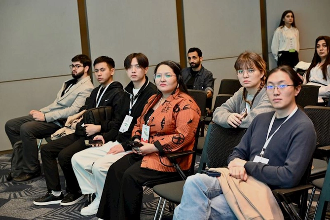 “Oyun texnologiyalarının inkişafında yüksəliş və əməkdaşlıq imkanları mövzusunda panel sessiya keçirilib — FOTOLAR
