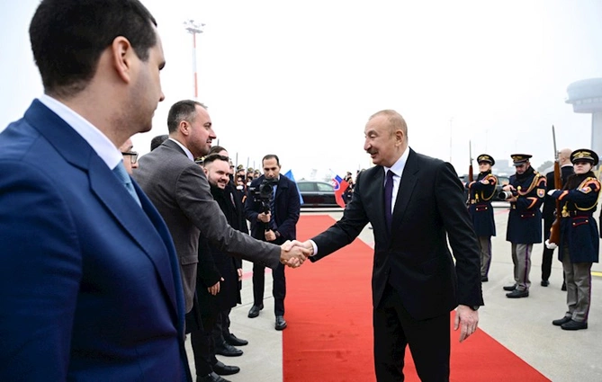 Prezidentin Slovakiyaya səfəri başa çatdı — FOTOLAR