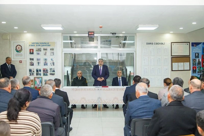 İcra başçısı kənddə səyyar qəbul keçirdi — FOTOLAR