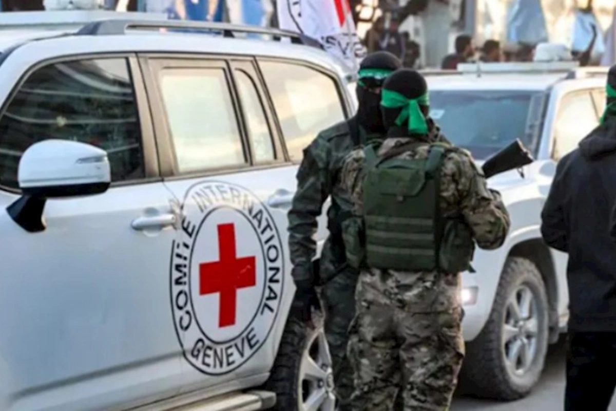 Daha bir israilli girov qaytarıldı