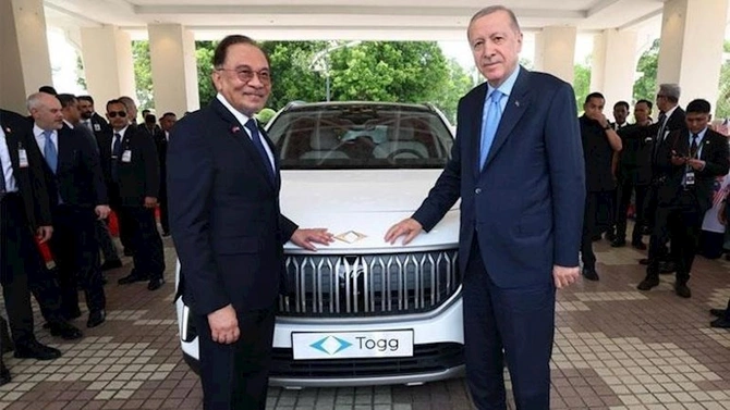 Ərdoğan Ənvər İbrahimə GÖRÜN NƏ HƏDİYYƏ etdi — FOTO