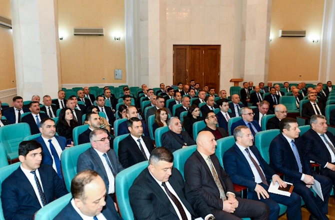 ADSEA geniş tərkibdə müşavirə keçirib — FOTOLAR ADSEA geniş tərkibdə müşavirə keçirib — FOTOLAR
