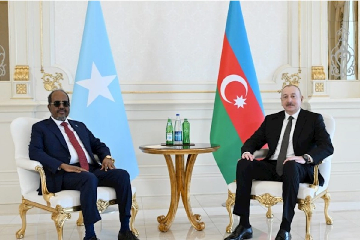 İlham Əliyevin Somali Prezidenti ilə təkbətək görüşü olub