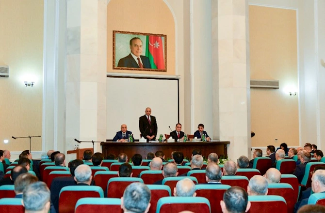 ADSEA geniş tərkibdə müşavirə keçirib — FOTOLAR ADSEA geniş tərkibdə müşavirə keçirib — FOTOLAR