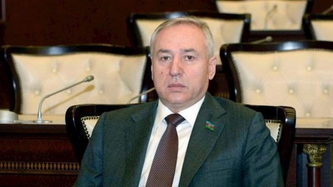 Dövlət qurumlarında yüksək vəzifələrdə çalışmış deputatlar — ADLAR