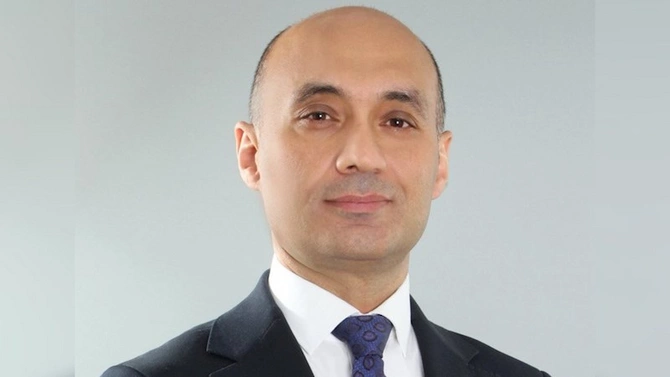 Dövlət qurumlarında yüksək vəzifələrdə çalışmış deputatlar — ADLAR