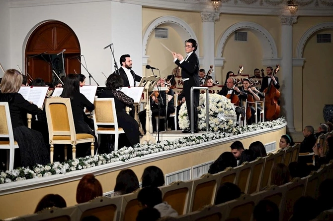 Filarmoniyada Polad Bülbüloğlunun yubiley konserti keçirildi — FOTOLAR