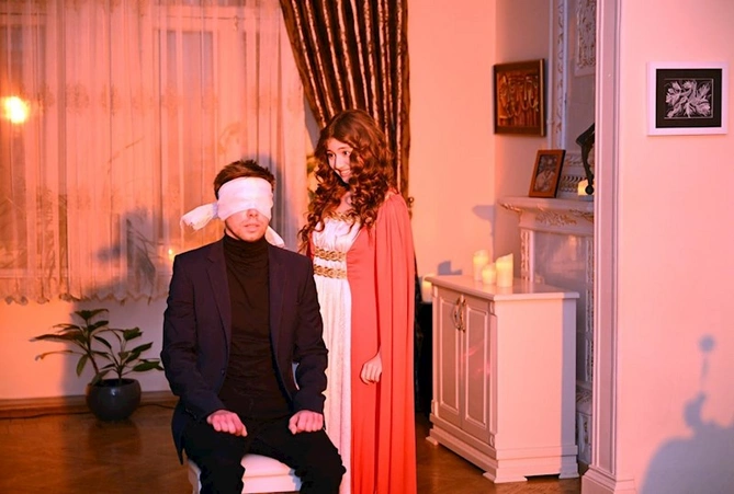 Maqsud İbrahimbəyov Yaradıcılıq Mərkəzində “Sevgi haqqında” kiçik ədəbi-poetik tamaşanın premyerası baş tutub — FOTOLAR