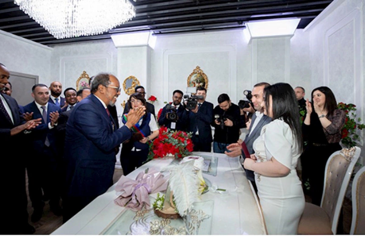 Somali prezidenti Bakıda nikah mərasimində — FOTO