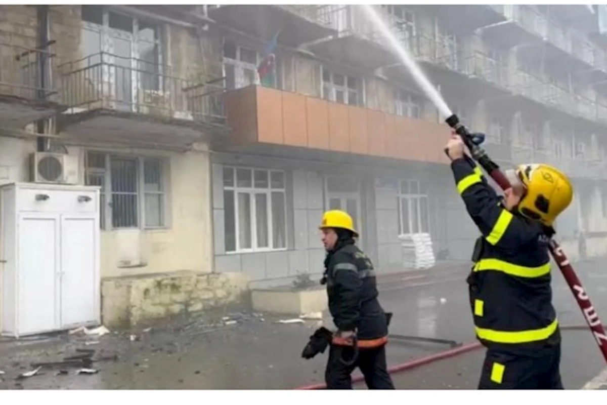 Bakıda beşmərtəbəli binada YANĞIN