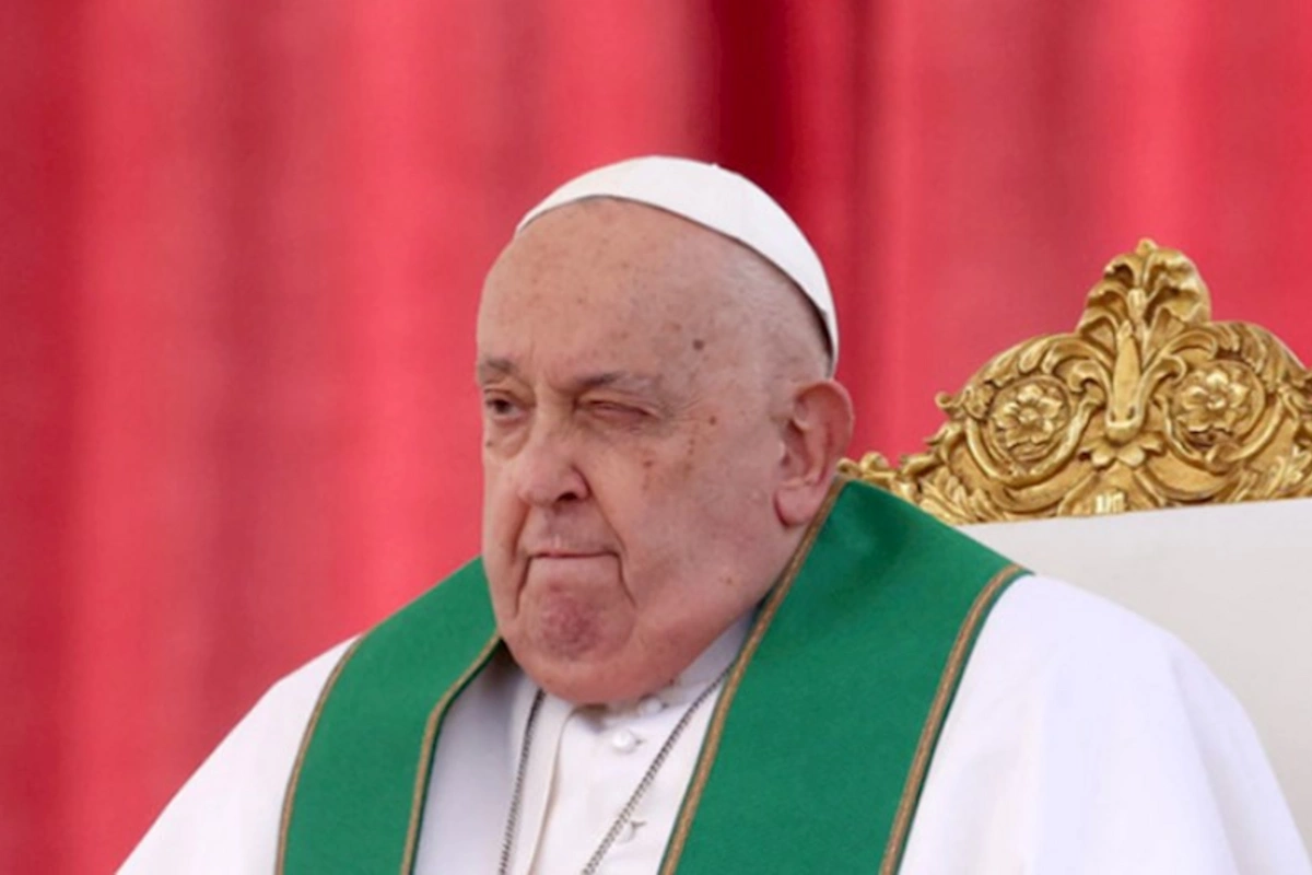 Papa xəstəxanaya yerləşdirildi