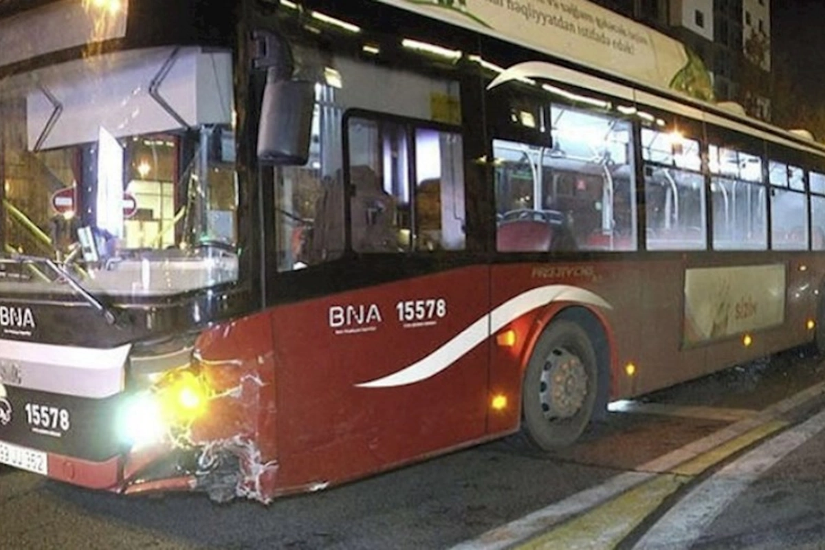 Piyada keçidində məktəblini vurub öldürən “Bakubus” sürücüsü həbs edildi