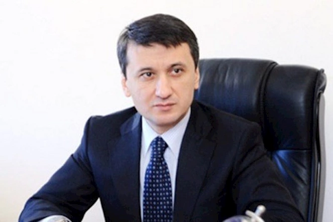 Prezident mətbuat katibini İŞDƏN ÇIXARDI — FOTO Prezident mətbuat katibini İŞDƏN ÇIXARDI — FOTO