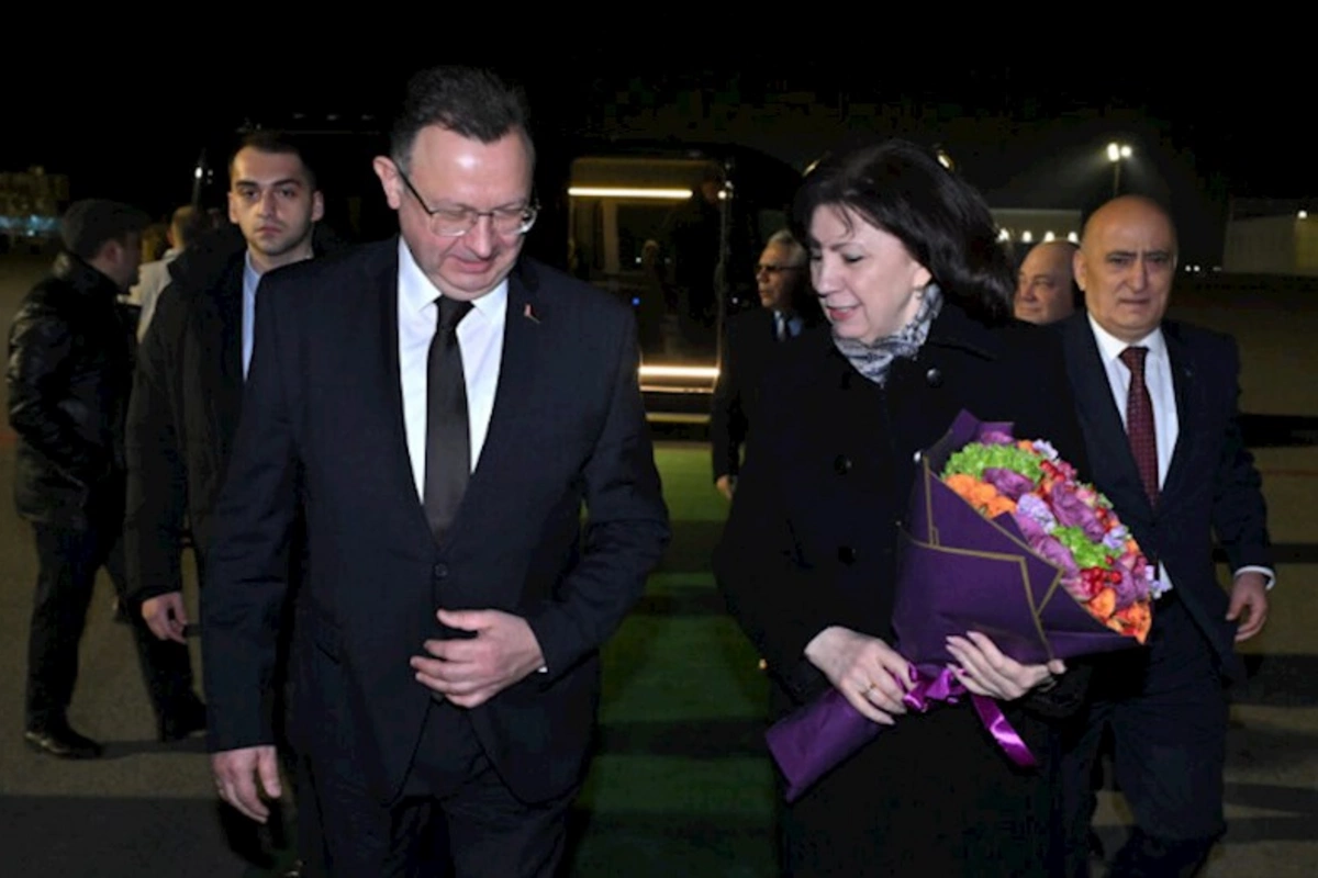 Natalya Koçanova Azərbaycana səfərə gəldi