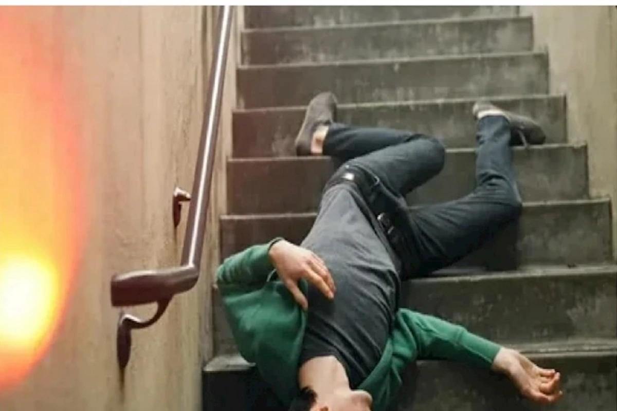 Daşkəsəndə gənc oğlan pilləkəndən yıxılaraq ölüb