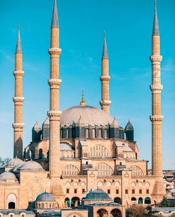 Turistlərin heyran qaldığı Səlimiyyə məscidi — FOTOLAR