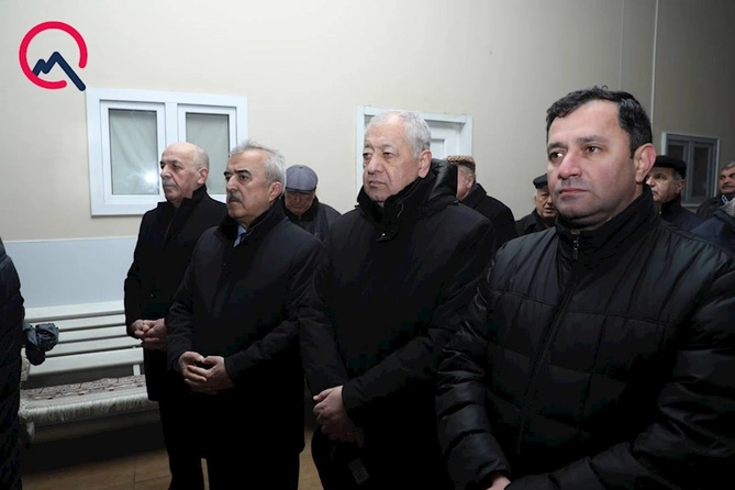 İlyas İsmayılovla vida mərasimi keçirilir — FOTOLAR İlyas İsmayılovla vida mərasimi keçirilir — FOTOLAR