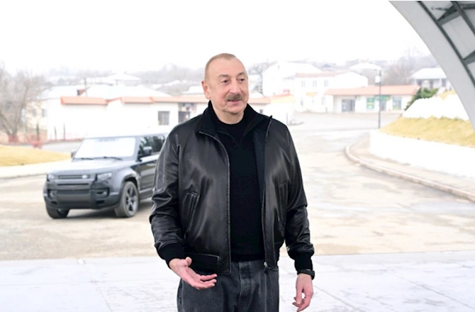 Prezident Ballıca kəndində bir qrup sakinlə görüşdü — FOTOLAR (YENİLƏNİB) Prezident Ballıca kəndində bir qrup sakinlə görüşdü — FOTOLAR (YENİLƏNİB)