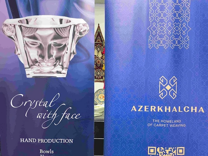 Praqa Azərbaycan Mədəniyyət Evində sərgi açılıb — FOTOLAR