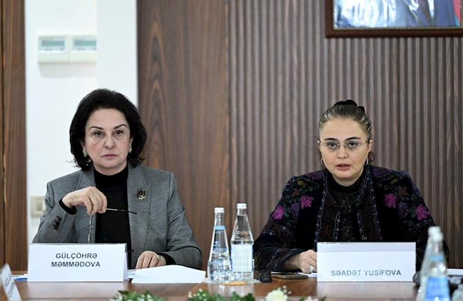 Ekspert şurasının növbəti iclası keçirilib — FOTOLAR Ekspert şurasının növbəti iclası keçirilib — FOTOLAR