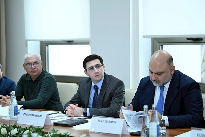 Ekspert şurasının növbəti iclası keçirilib — FOTOLAR Ekspert şurasının növbəti iclası keçirilib — FOTOLAR