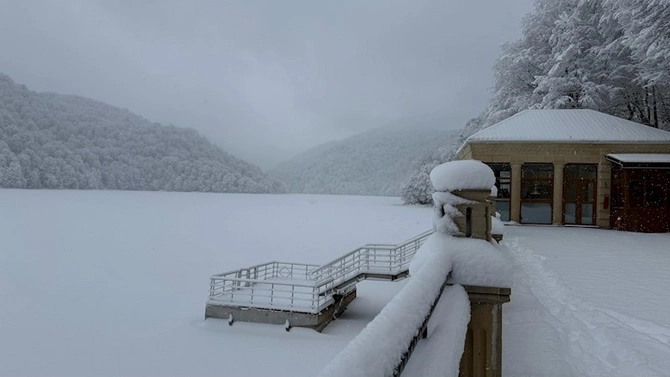 Temperatur normadan 7.5 dərəcə aşağıdır — FOTOLAR Temperatur normadan 7.5 dərəcə aşağıdır — FOTOLAR