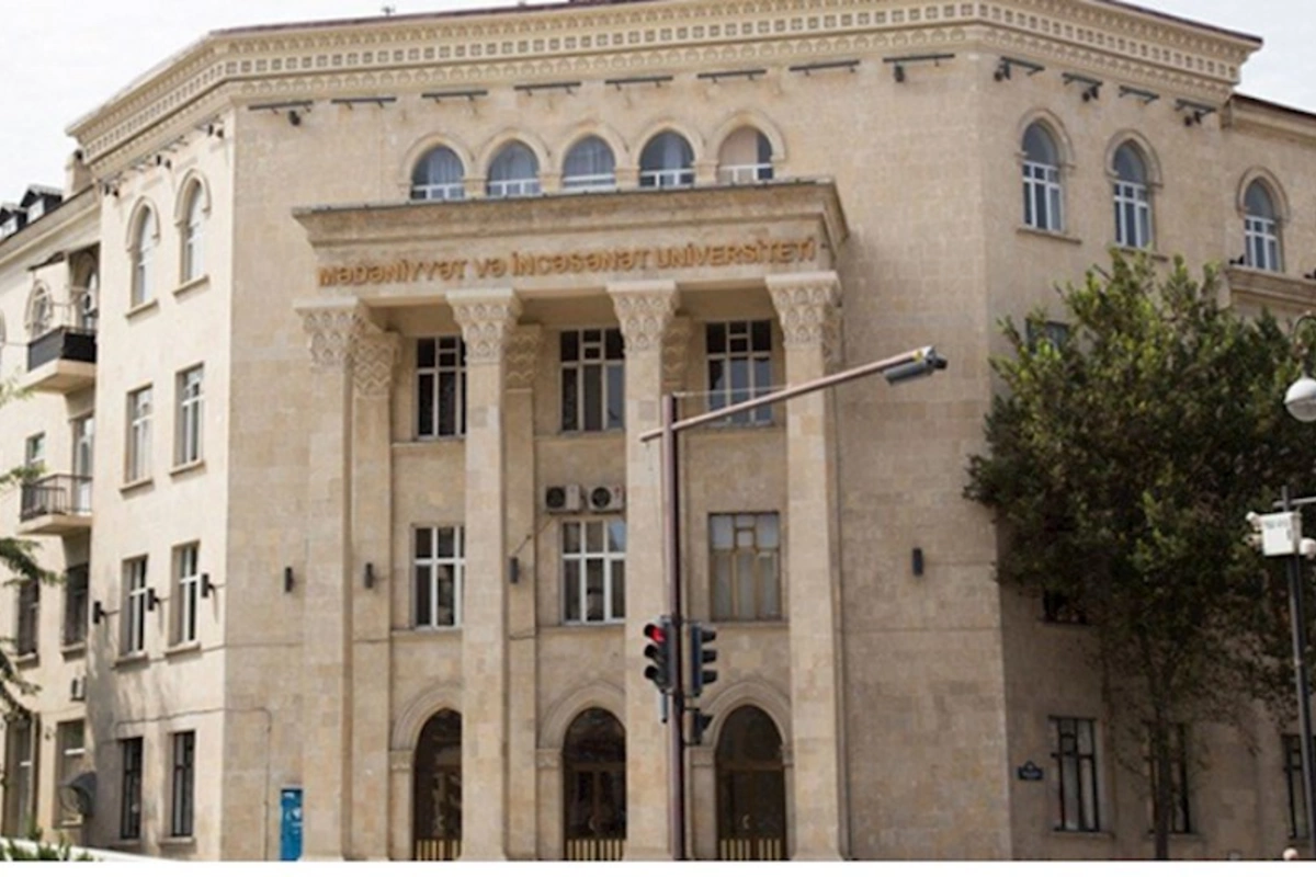 Bu universitetdə dərslər təxirə salındı