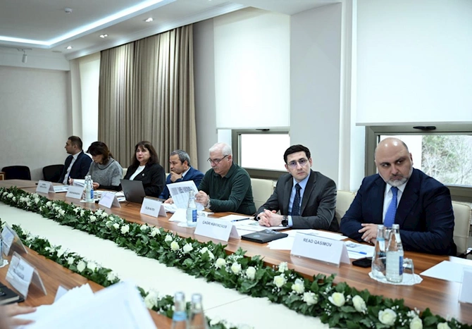 Ekspert şurasının növbəti iclası keçirilib — FOTOLAR Ekspert şurasının növbəti iclası keçirilib — FOTOLAR