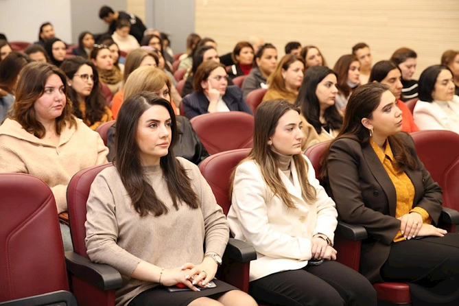 Mədəniyyət müəssisələrinin ictimaiyyətlə əlaqələrə məsul şəxsləri üçün seminar təşkil edilib — FOTOLAR