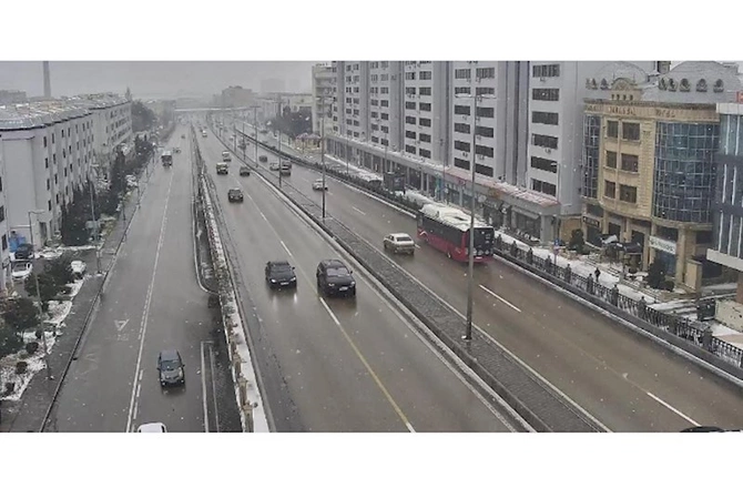 Hazırda Bakı yollarındakı vəziyyət — FOTOLAR