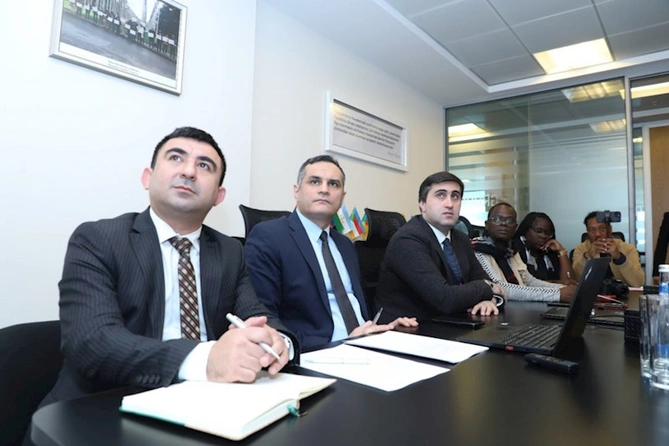 Bakı Təşəbbüs Qrupunun rəhbərliyi ilə xarici media nümayəndələri arasında görüş olub — FOTOLAR Bakı Təşəbbüs Qrupunun rəhbərliyi ilə xarici media nümayəndələri arasında görüş olub — FOTOLAR