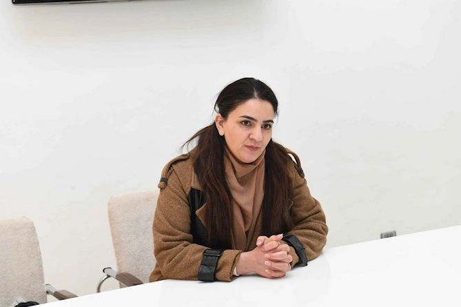Komitə sədri Hacıqabulda vətəndaşları qəbul edib — FOTOLAR