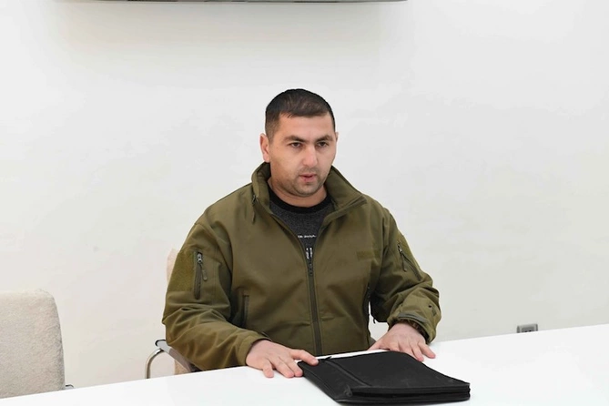 Komitə sədri Hacıqabulda vətəndaşları qəbul edib — FOTOLAR