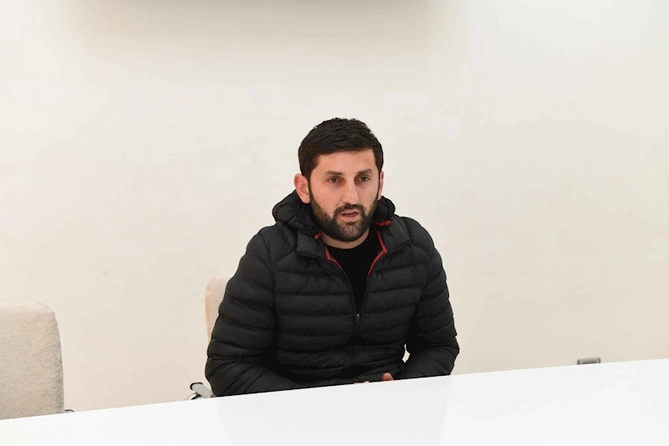 Komitə sədri Hacıqabulda vətəndaşları qəbul edib — FOTOLAR