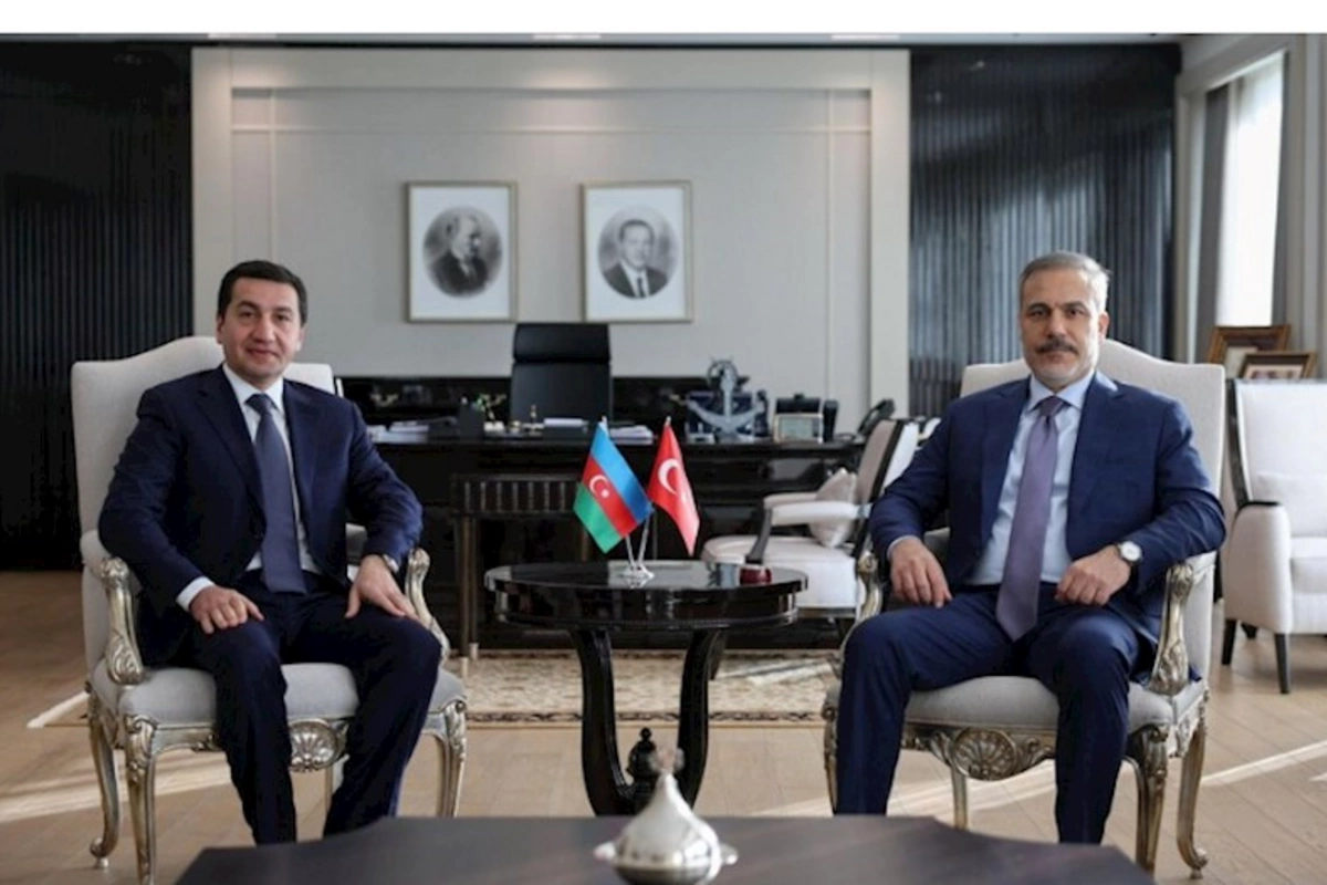 Ankarada Hikmət Hacıyev və Hakan Fidan arasında görüş keçirilib