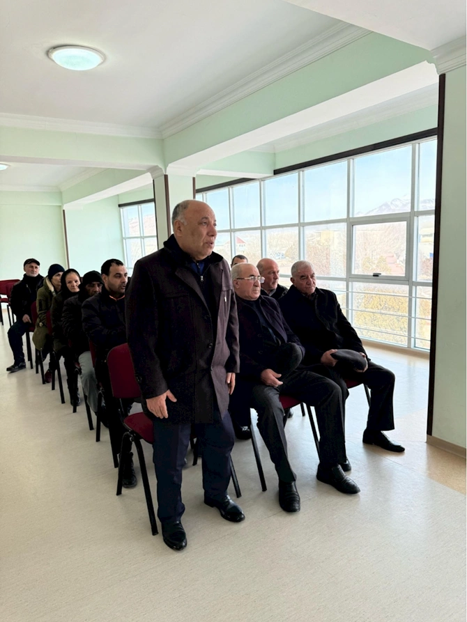 Milli Məclisin deputatı Vüqar Rəhimzadə Culfada seçiciləri ilə növbəti görüşünü keçirib — FOTOLAR Milli Məclisin deputatı Vüqar Rəhimzadə Culfada seçiciləri ilə növbəti görüşünü keçirib — FOTOLAR