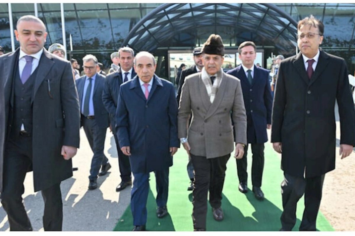 Şahbaz Şərifin Azərbaycana səfəri başa çatdı