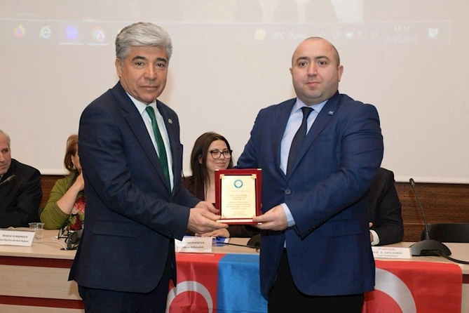 Ankarada “Dinməyən ağrı: Xocalı soyqırımı” adlı beynəlxalq simpozium keçirildi — FOTOLAR Ankarada “Dinməyən ağrı: Xocalı soyqırımı” adlı beynəlxalq simpozium keçirildi — FOTOLAR