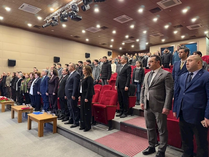 Ankarada “Dinməyən ağrı: Xocalı soyqırımı” adlı beynəlxalq simpozium keçirildi — FOTOLAR Ankarada “Dinməyən ağrı: Xocalı soyqırımı” adlı beynəlxalq simpozium keçirildi — FOTOLAR