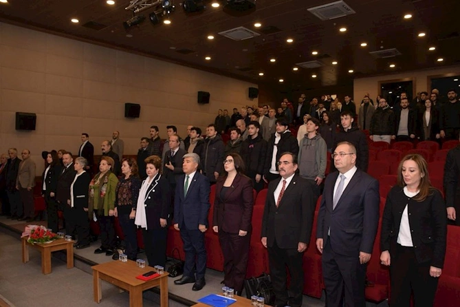 Ankarada “Dinməyən ağrı: Xocalı soyqırımı” adlı beynəlxalq simpozium keçirildi — FOTOLAR Ankarada “Dinməyən ağrı: Xocalı soyqırımı” adlı beynəlxalq simpozium keçirildi — FOTOLAR
