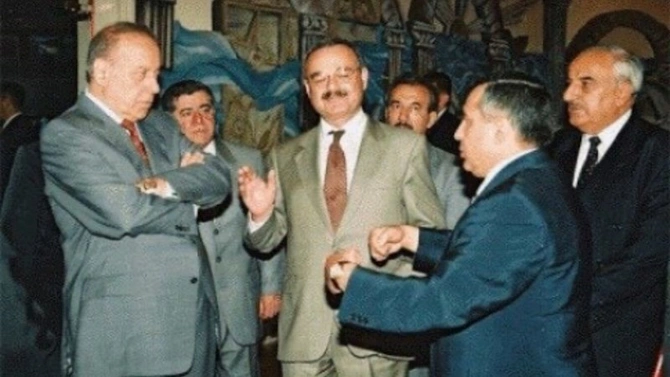 “Gəl anamın pasportunu sənə göstərim, gör ermənidir?”