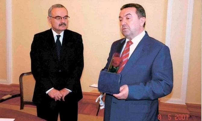 “Gəl anamın pasportunu sənə göstərim, gör ermənidir?”